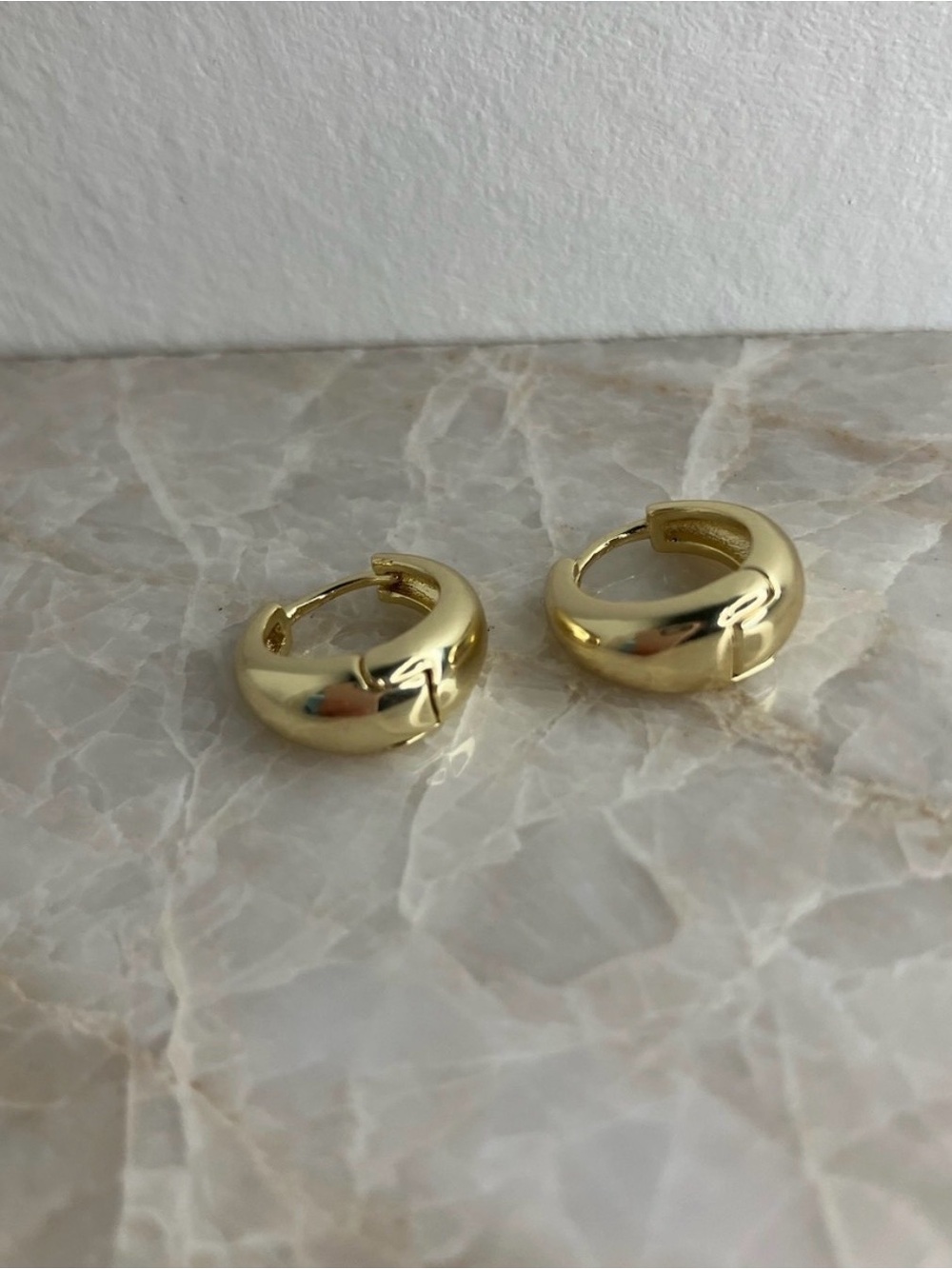 14k Gold Chunky Huggie Hoop Earrings - Picture 10 of 10